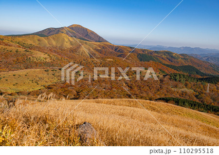 涌蓋山登山「八丁原ルートから望む涌蓋山」 110295518