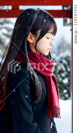 AI画像　雪の降る神社でお祈りする若い女性 110297331