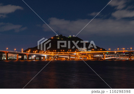 仁保ジャンクションと黄金山 仁保ジャンクションと黄金山 110298398