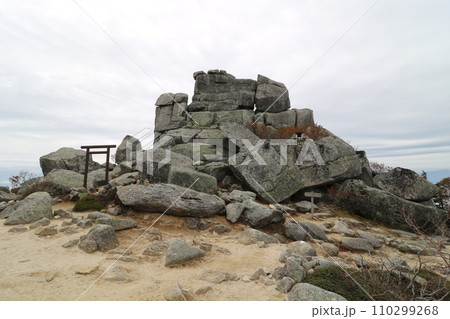 2023年10月の山梨県の金峰山の登山 110299268