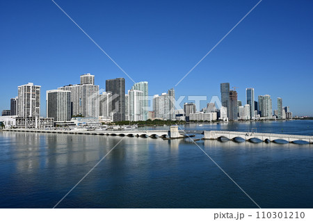 Residential waterfront buildings on Biscayne Bay in Miami, Florida. Residential waterfront buildings on Biscayne Bay in Miami, Florida. 110301210