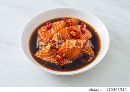 fresh salmon raw pickled in shoyu sauce 110301513