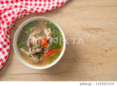 Spicy Chopped Pork Backbone Soup or Spicy Leng Soup 110301514