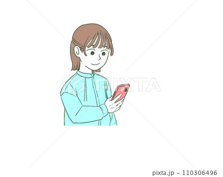 スマホを操作する若い女性 110306496