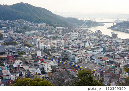 千光寺 鐘楼からの見晴らし(広島県尾道市) 千光寺 鐘楼からの見晴らし(広島県尾道市) 110309399