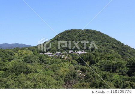 西宮市　甲山の見える風景 110309776