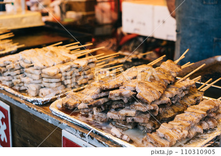 牛串焼き　豚串焼き　鉄板焼き　炭火焼き　屋台　 110310905