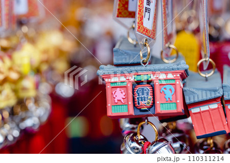 浅草　仲見世　お土産 110311214