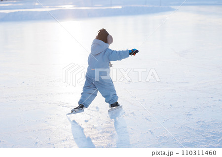 子供のスケート 110311460