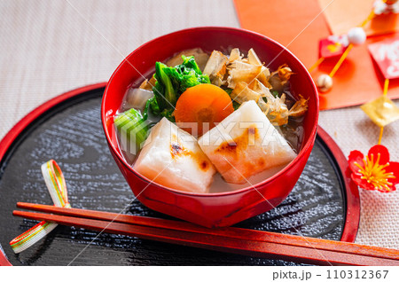 お正月の博多雑煮 お正月の博多雑煮 110312367