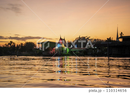 THAILAND AMPHAWA MAE KLONG RIVER SUNSET 110314656