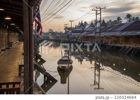 THAILAND AMPHAWA MAE KLONG RIVER BOAT 110314664