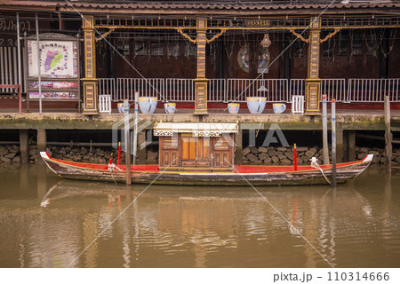 THAILAND AMPHAWA MAE KLONG RIVER BOAT 110314666