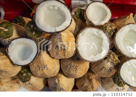 THAILAND AMPHAWA MAE KLONG RIVER MARKET 110314732