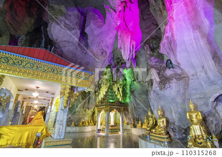 THAILAND PHETCHABURI WAT THAM KHAO YOI CAVE THAILAND PHETCHABURI WAT THAM KHAO YOI CAVE 110315268