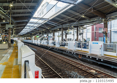 神奈川県　小田急線本厚木駅 110315495