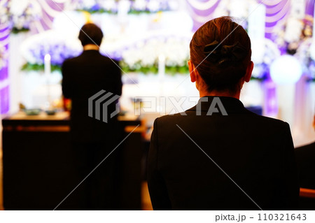 セレモニーレディー 110321643