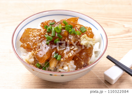 鯛の漬け丼 鯛の漬け丼 110322084