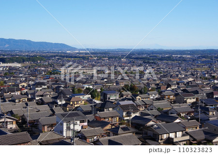 高台から見渡す住宅団地《三重県 四日市市 桜台》 110323823