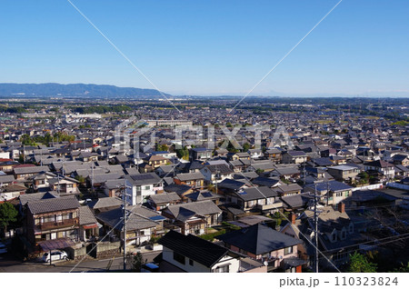 高台から見渡す住宅団地《三重県 四日市市 桜台》 110323824