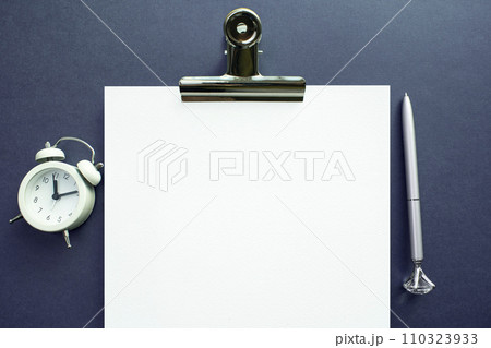 Clock and clipboard mockup, business desk Clock and clipboard mockup, business desk 110323933