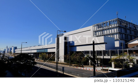 東京都中央卸売市場　豊洲市場　水産仲卸売場棟 110325240