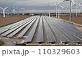 太陽光発電と風力発電 110329603