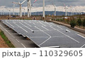 太陽光発電と風力発電 110329605