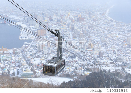 北海道_冬の函館ロープウェイ 北海道_冬の函館ロープウェイ 110331918