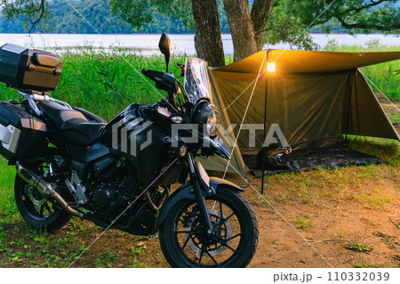 バイクでソロキャンプ 110332039