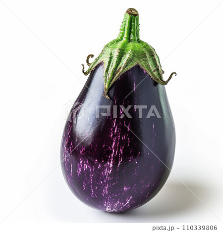 ナスの新鮮な画像白背景 110339806