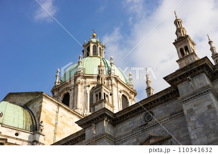 Cathedral of Santa Maria Assunta, better known as Como Cathedral in Como, Lombardy, Italy. Como is a tourist destination on Lake Como Cathedral of Santa Maria Assunta, better known as Como Cathedral in Como, Lombardy, Italy. Como is a tourist destination on Lake Como 110341632