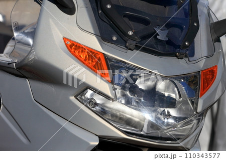 オートバイ ヘッドライト　イメージ 110343577