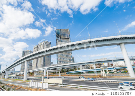 「東京都」首都高速道路東雲ジャンクション 110355707