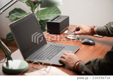 charging the smartphone charging the smartphone 110356718