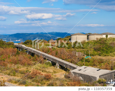 池島炭鉱のベルトコンベア 池島炭鉱のベルトコンベア 110357359