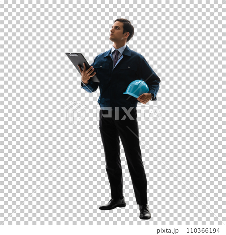 作業服を着たエンジニア　クリッピングパスで精密に切り抜いた背景透過写真PNG 110366194
