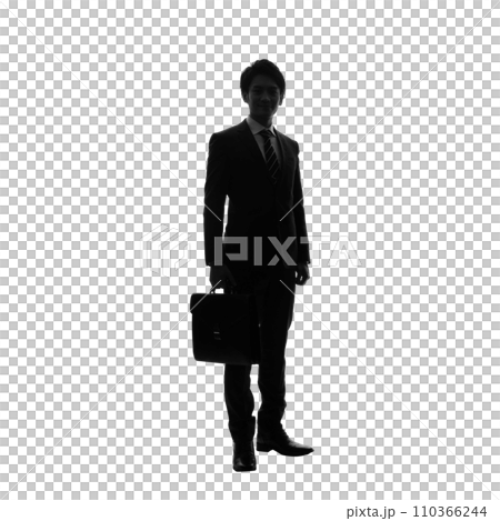 ビジネスマンの全身シルエット　手作業で精密に切り抜いた背景透過写真PNG 110366244