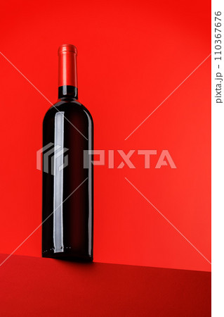 Red wine elegance Red wine elegance 110367676