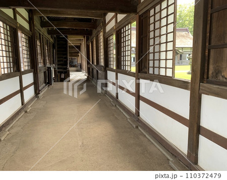 富山県の瑞龍寺 110372479