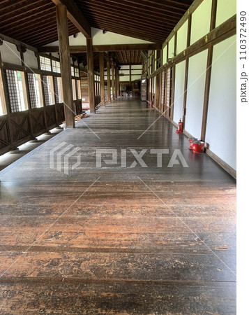 富山県の瑞龍寺 富山県の瑞龍寺 110372490