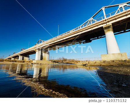 【京都府／木津川市】木津川に架かる泉大橋 110375132