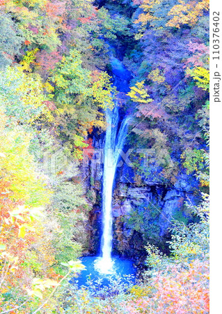 那須高原 駒止の滝／栃木県那須町 110376402