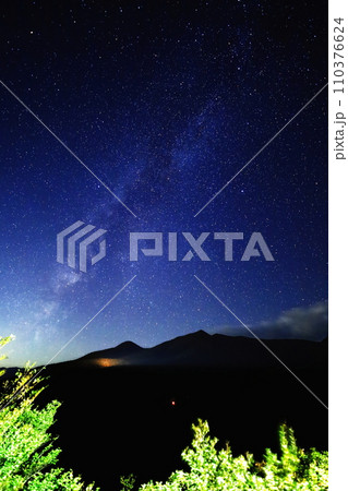 那須高原(恋人の聖地) 展望台からの星空 110376624