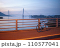 明け方の多々羅大橋をサイクリング 110377041