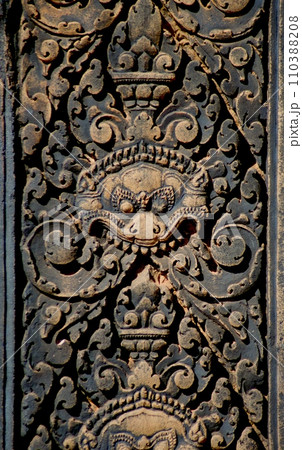 バンテアイ・スレイ遺跡　レリーフ 110388208