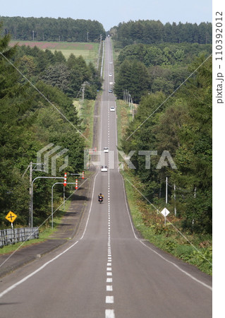 中標津町ミルクロード 北19号ミルクロード 開陽台 直線道路 アップダウン 中標津町ミルクロード 北19号ミルクロード 開陽台 直線道路 アップダウン 110392012