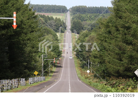 中標津町ミルクロード　北19号ミルクロード　開陽台　直線道路　アップダウン 110392019