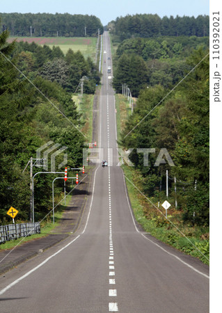 中標津町ミルクロード 北19号ミルクロード 開陽台 直線道路 アップダウン 中標津町ミルクロード 北19号ミルクロード 開陽台 直線道路 アップダウン 110392021