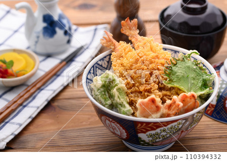 天丼 天ぷらどんぶり 110394332